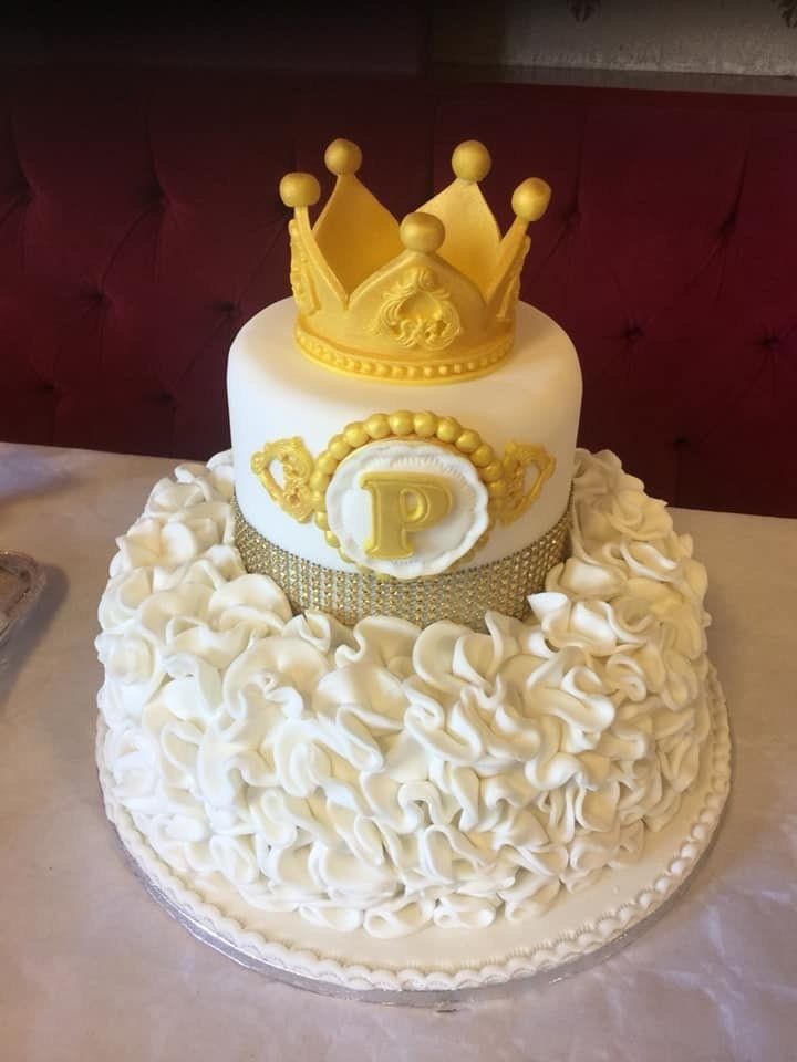 gold and white princess cake
