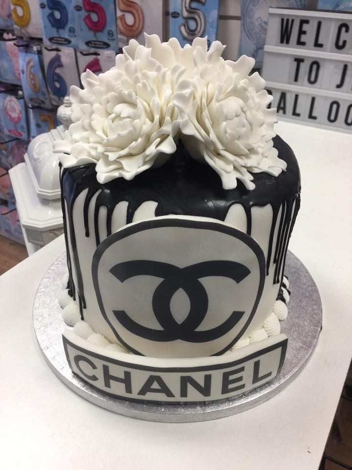 Chanel cake