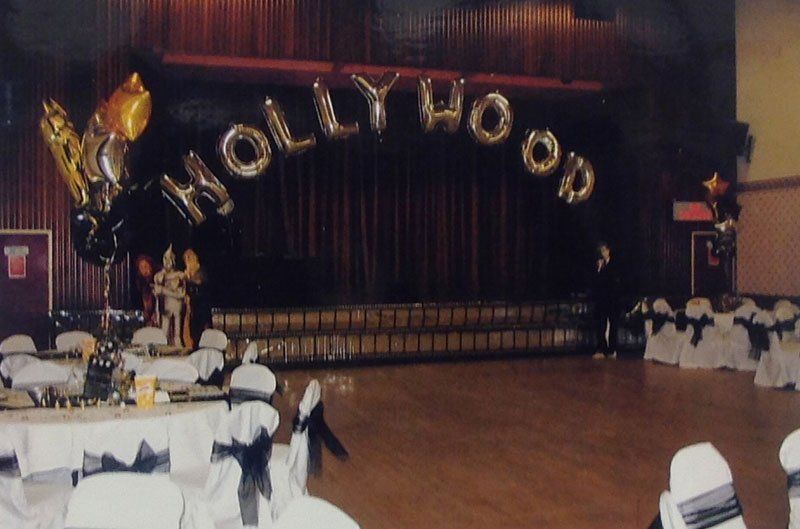 Hollywood balloon arch