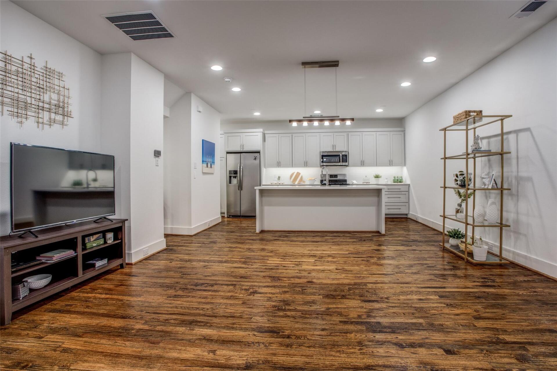 5602 Lindell Ave Dallas TX 75206