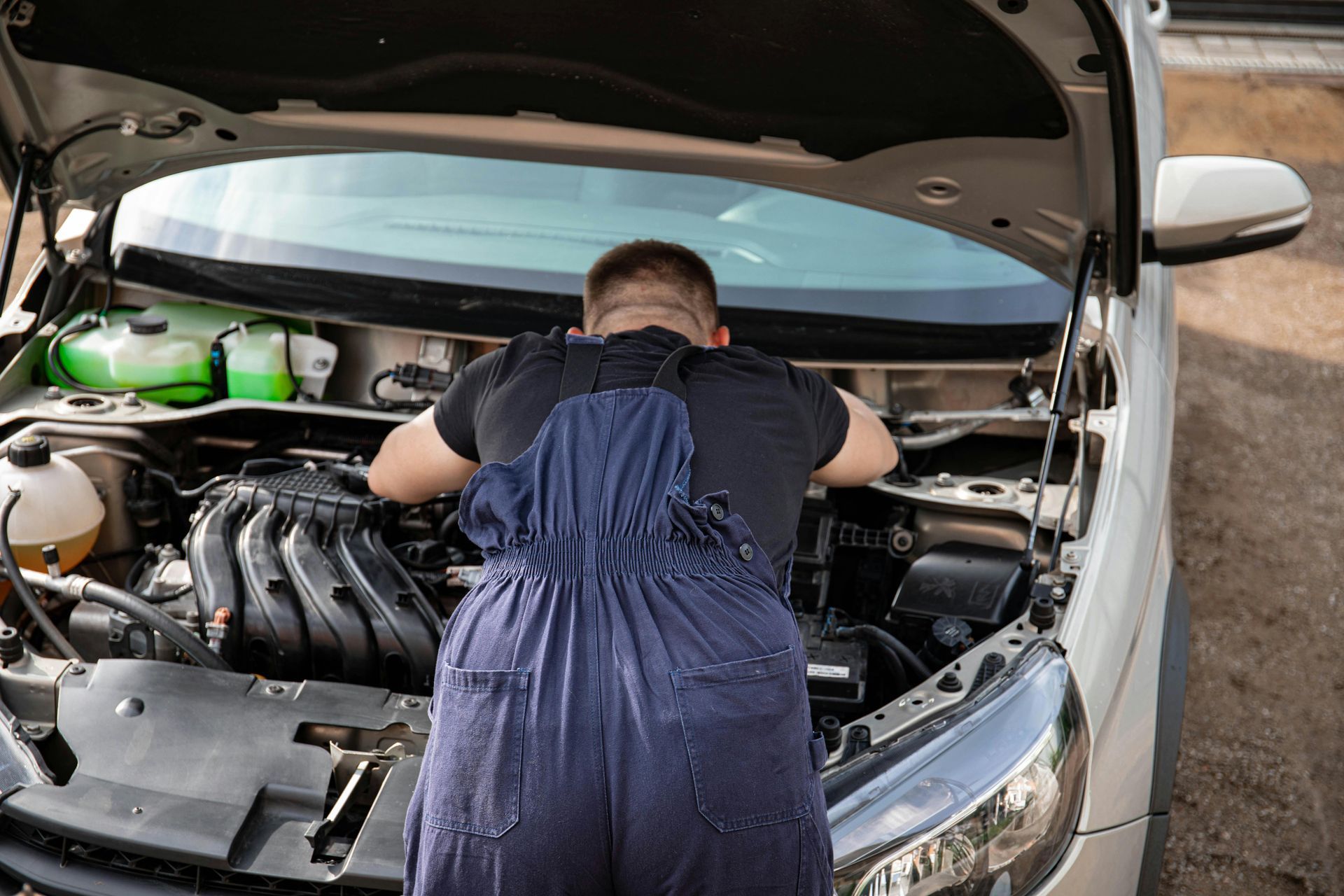 Vehicle Diagnostics Guide | Smithwest Service Center