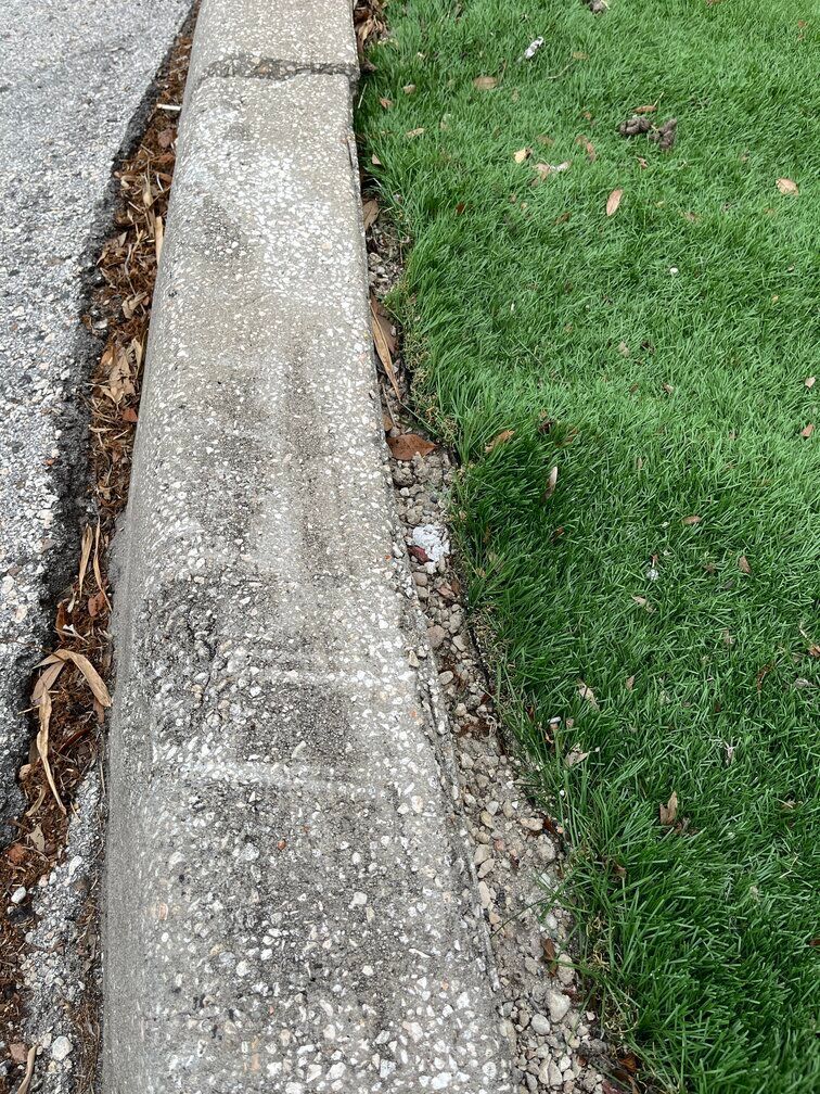wrinkle in turf at a poorly installed site
