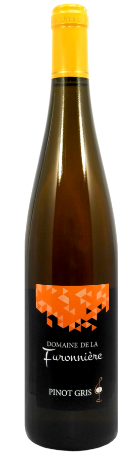 Une bouteille de vin avec un bouchon jaune sur fond blanc.