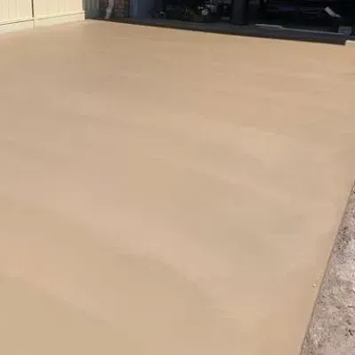 Cream coloured concrete patio in Silverstream, Upper Hutt, replaced and poured by our skilled concrete team.