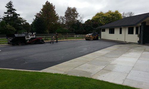 Concrete driveway surfacing going on