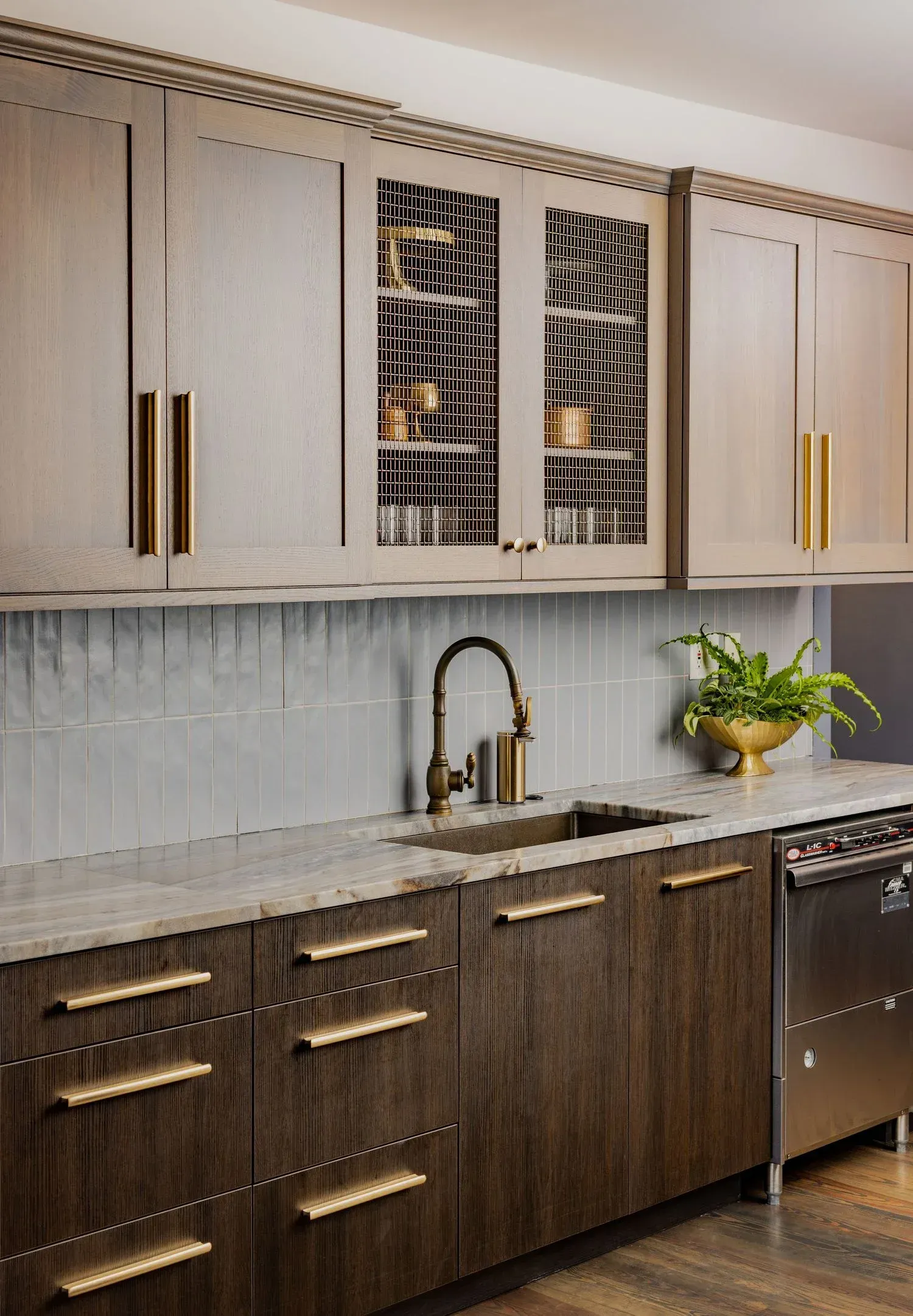 modern kitchen design greenville, kitchen design greenville, luxury kitchen design, euro kitchen design greenville, contemporary kitchen design greenville, custom cabinets greenville, modern cabinets greenville, leicht greenville, modern cabinets lake keowee, modern cabinets clemson, kitchen design lake keowee, kitchen design clemson, 