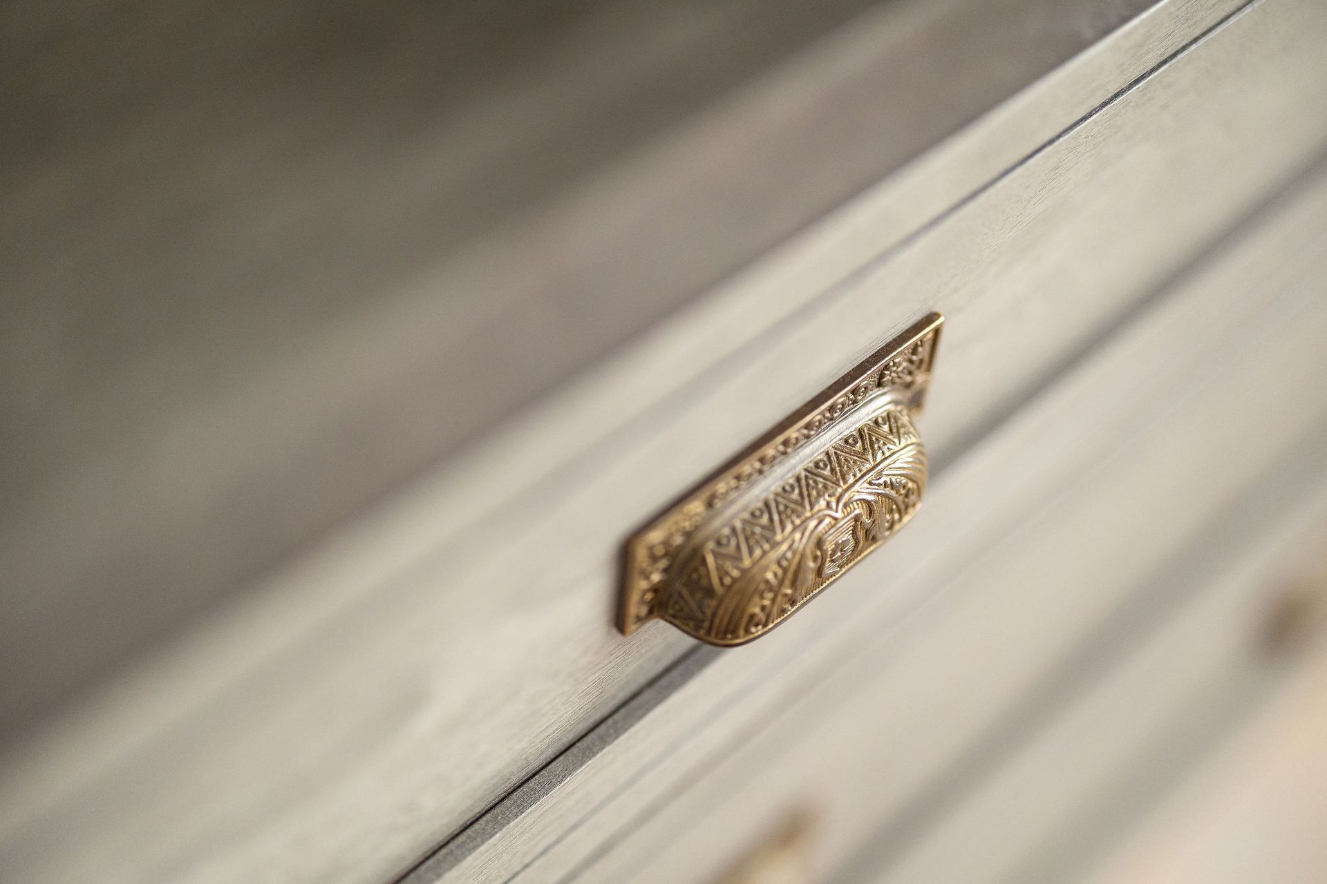 modern kitchen design greenville, kitchen design greenville, luxury kitchen design, euro kitchen design greenville, contemporary kitchen design greenville, custom cabinets greenville, modern cabinets greenville, leicht greenville, modern cabinets lake keowee, modern cabinets clemson, kitchen design lake keowee, kitchen design clemson, 