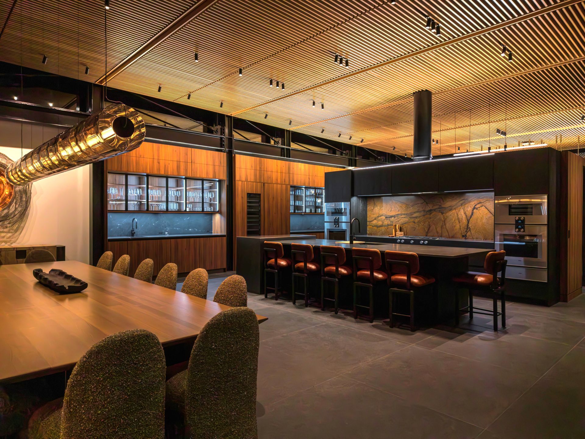 high end kitchen cabinets greenville, modern kitchen design charlotte, modern cabinets charlotte, high end kitchen design charlotte, modern kitchen showroom charlotte
