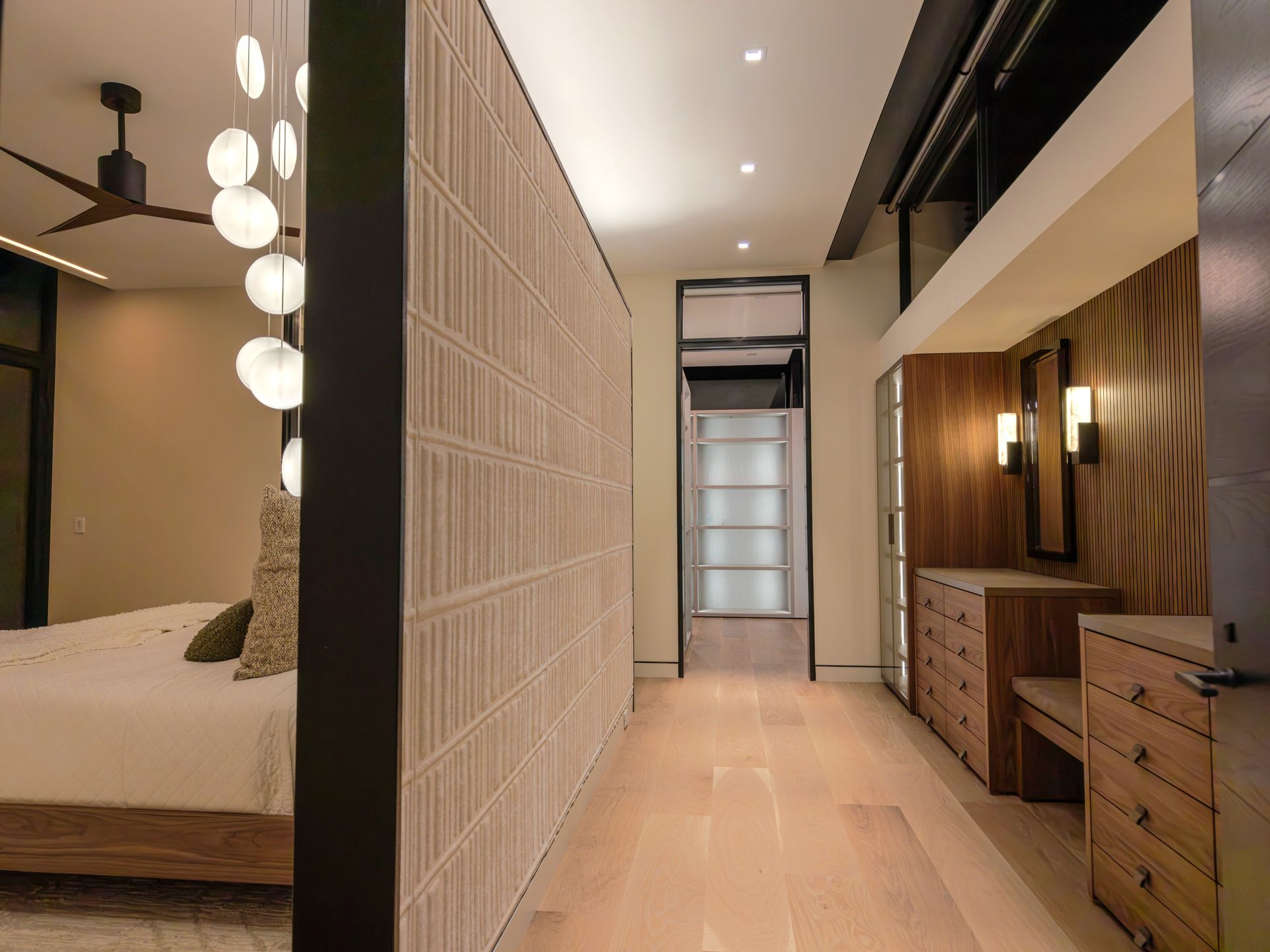 high end kitchen cabinets greenville, modern kitchen design charlotte, modern cabinets charlotte, high end kitchen design charlotte, modern kitchen showroom charlotte
