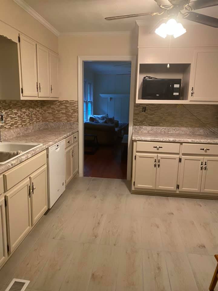 Kitchen with Cabinet — Decatur, AL — Sky Painting LLC