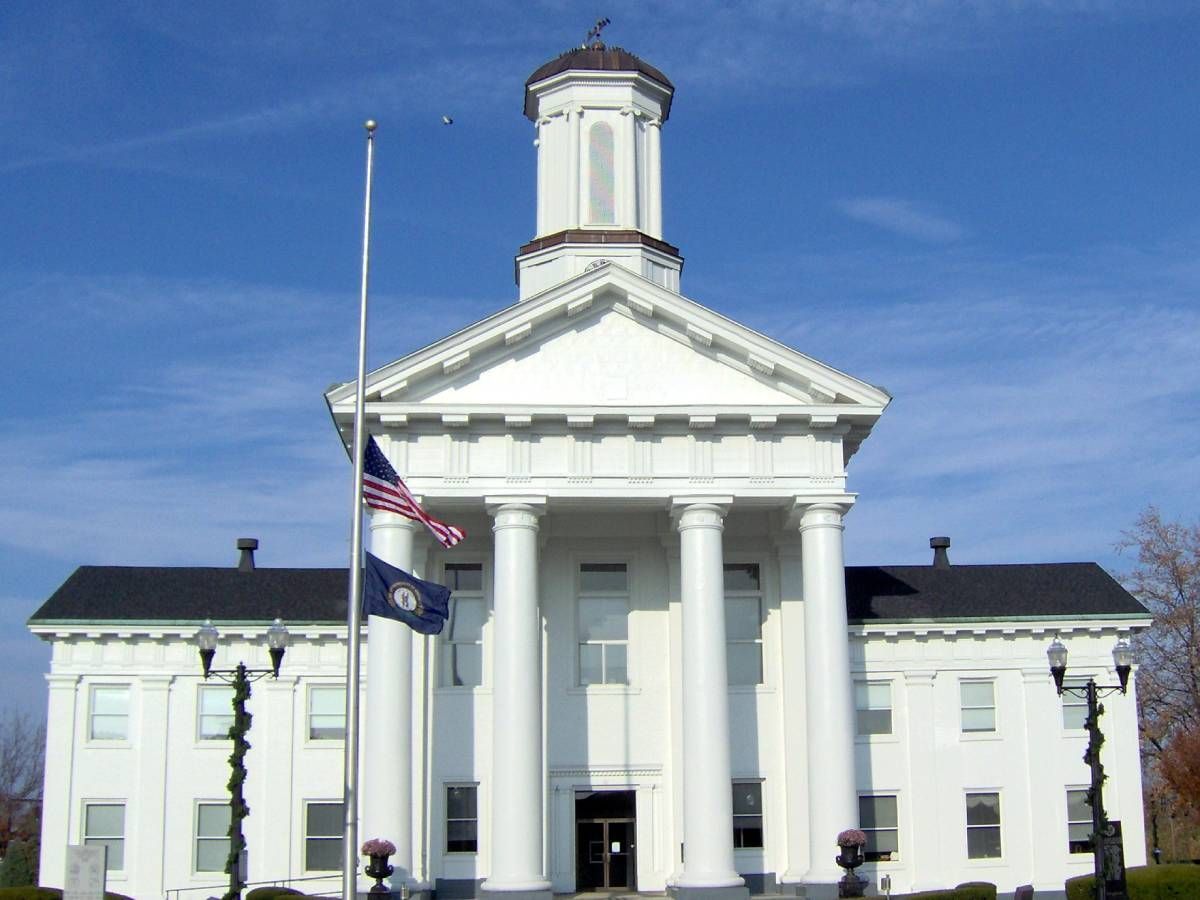 Madison County courthouse near Richmond, KY