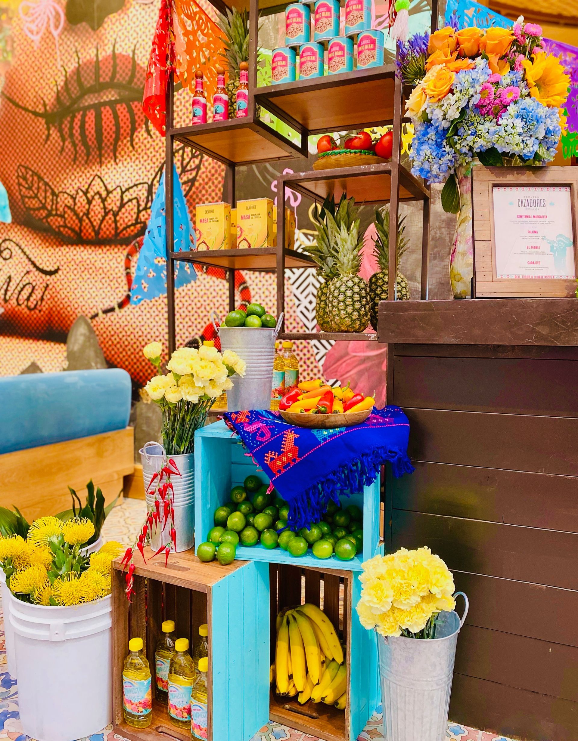 Mercadito bodega theme florals