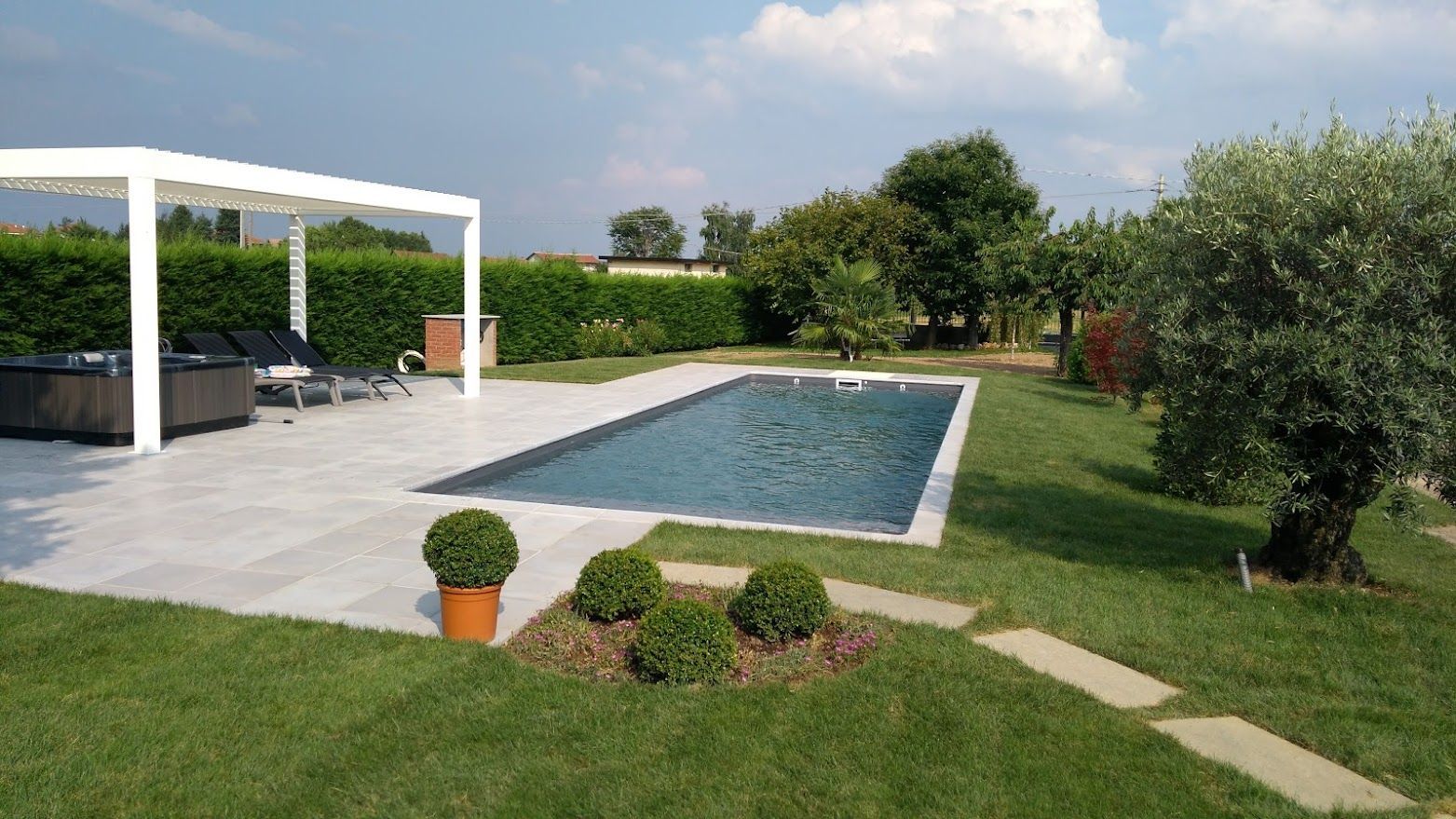 realizzazione piscine