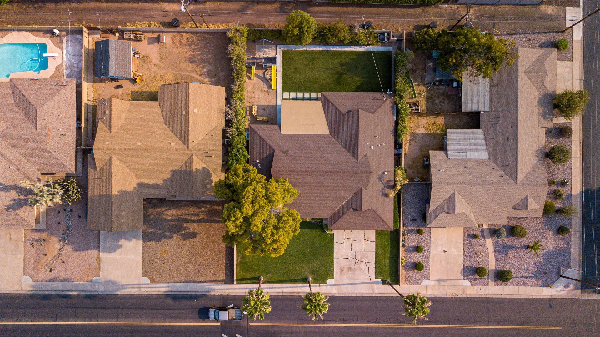 Aerial view of an Arizona suburban subdivision representing Goodyear AZ master-planned home neighbor