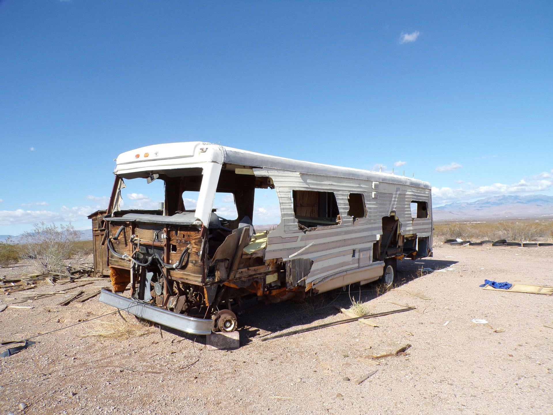 Arizona motorhome and RV insurance: Class A, B, C coverage options, state minimum requirements, and 