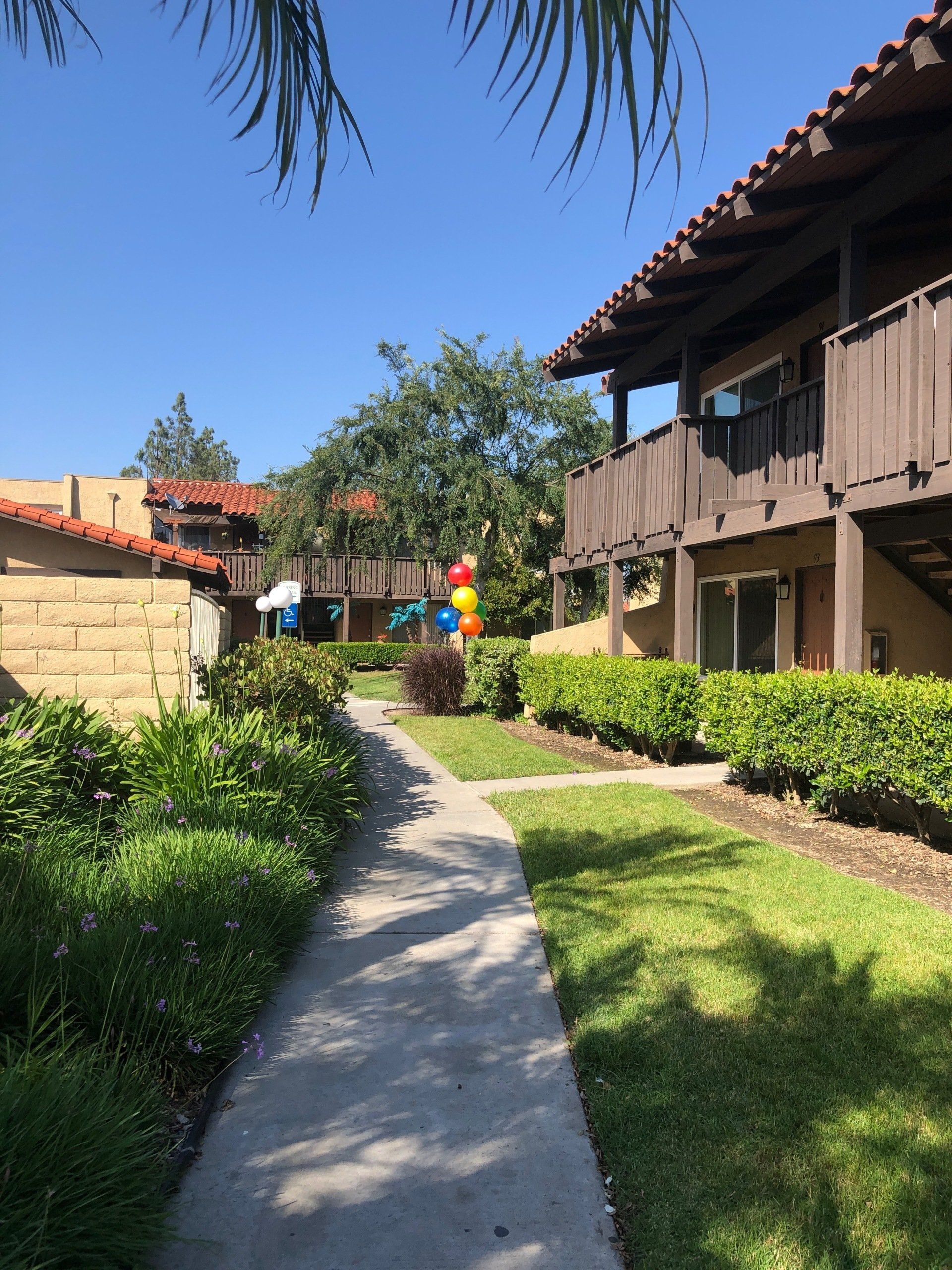 Exterior | Pacific Pointe Apartments