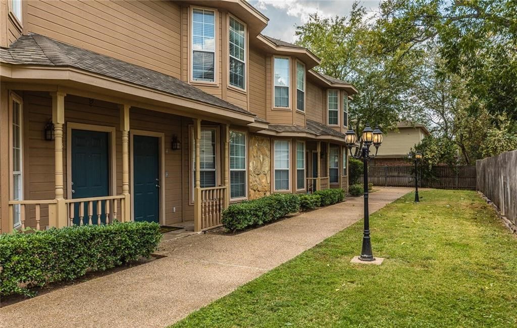 10 Nantucket Square Condominium Association, Inc.