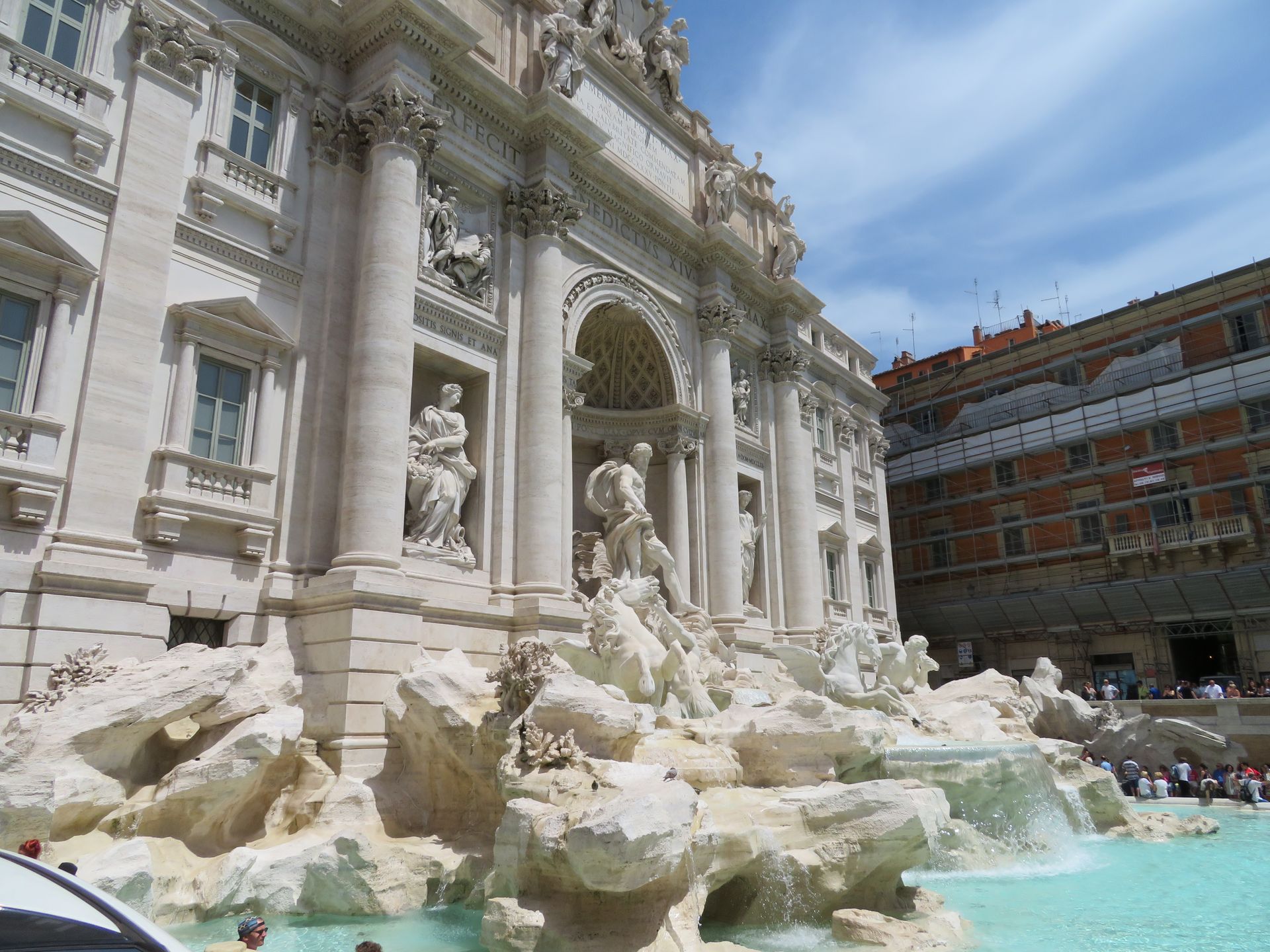 A view of a sunset from an airplane window