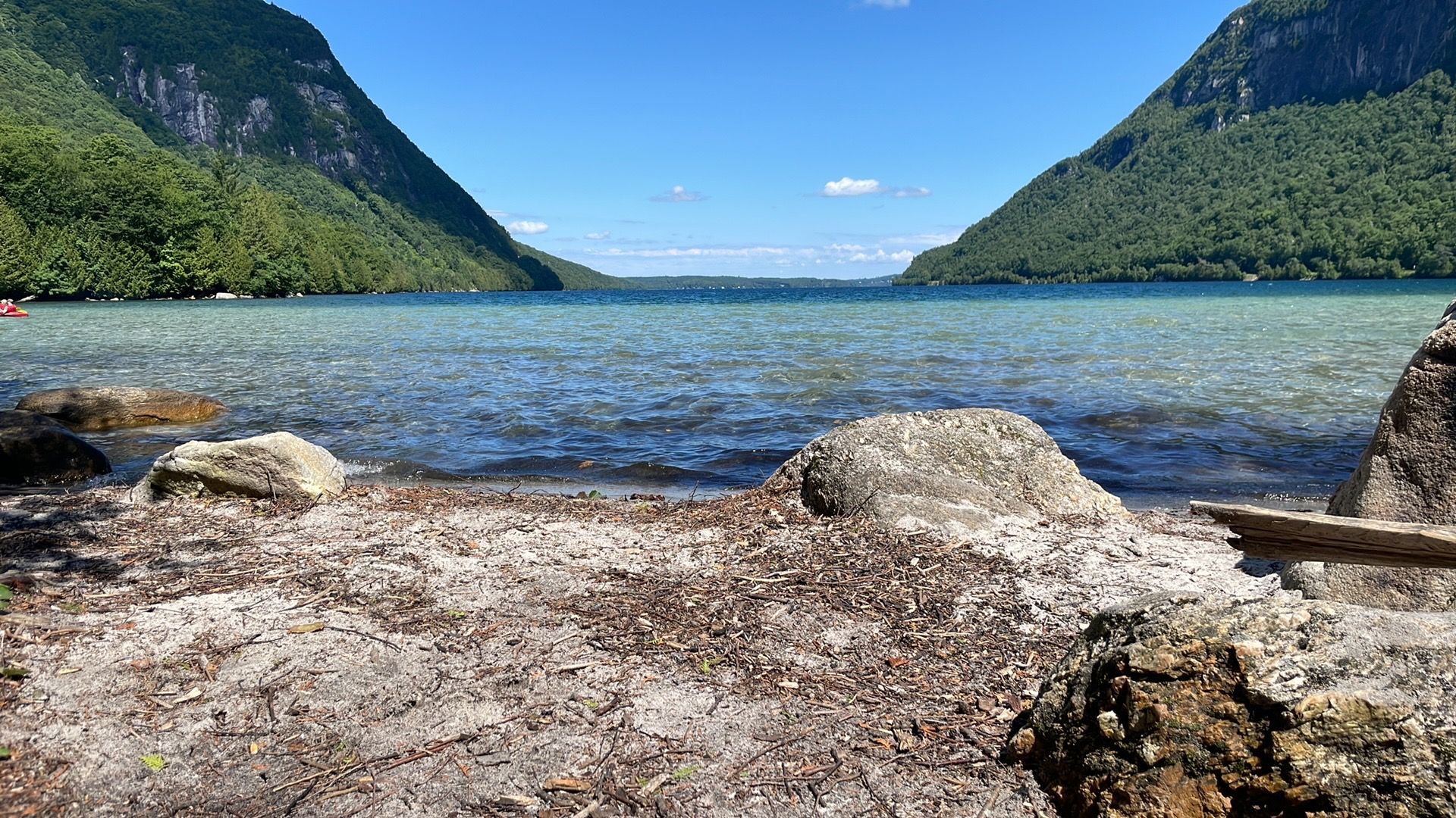 Lake Willoughby with mountains in the background