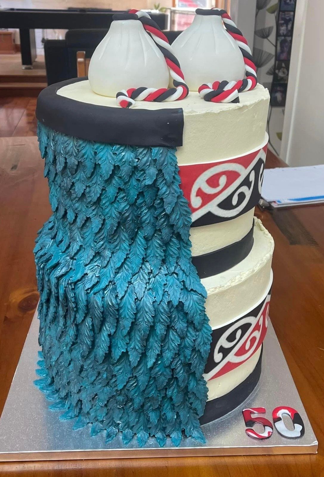 A cake that has the number 80 on it