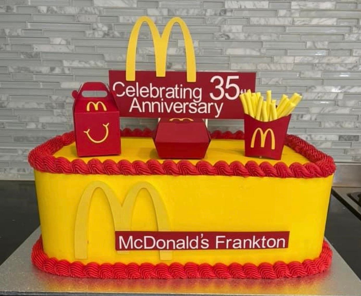 A mcdonald 's frankton 35th anniversary cake
