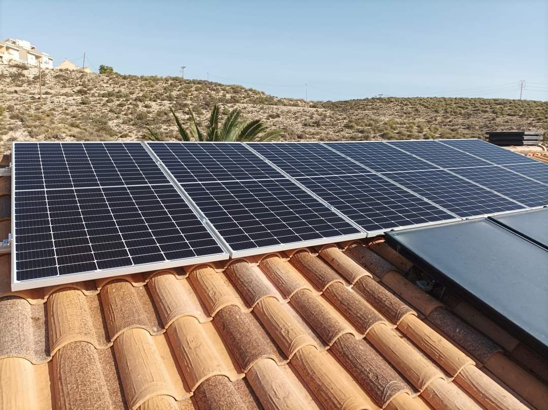 INSTALACIÓN+FOTOVOLTAICA