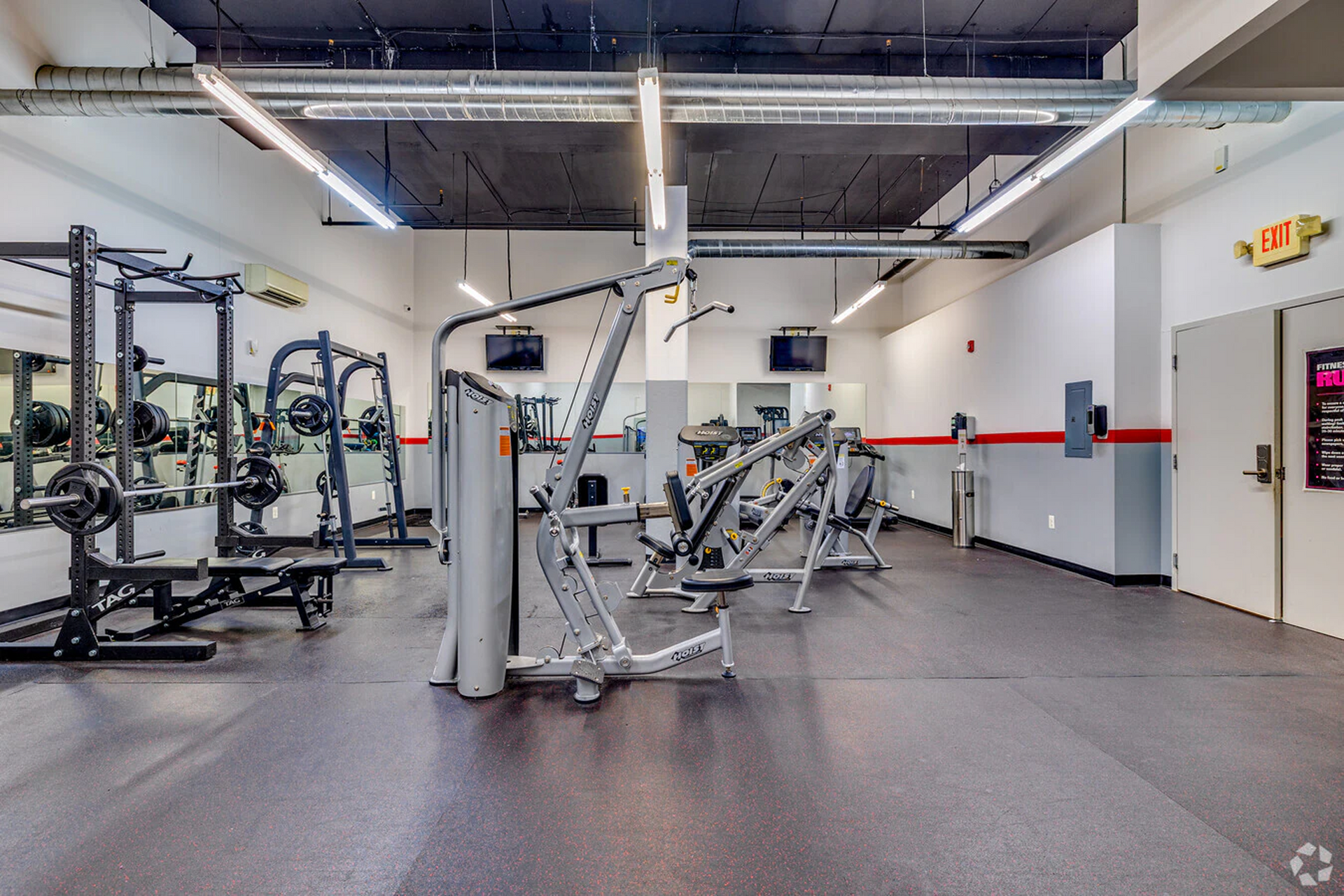 Full gym with strength and cardio equipment at Temple Crossing