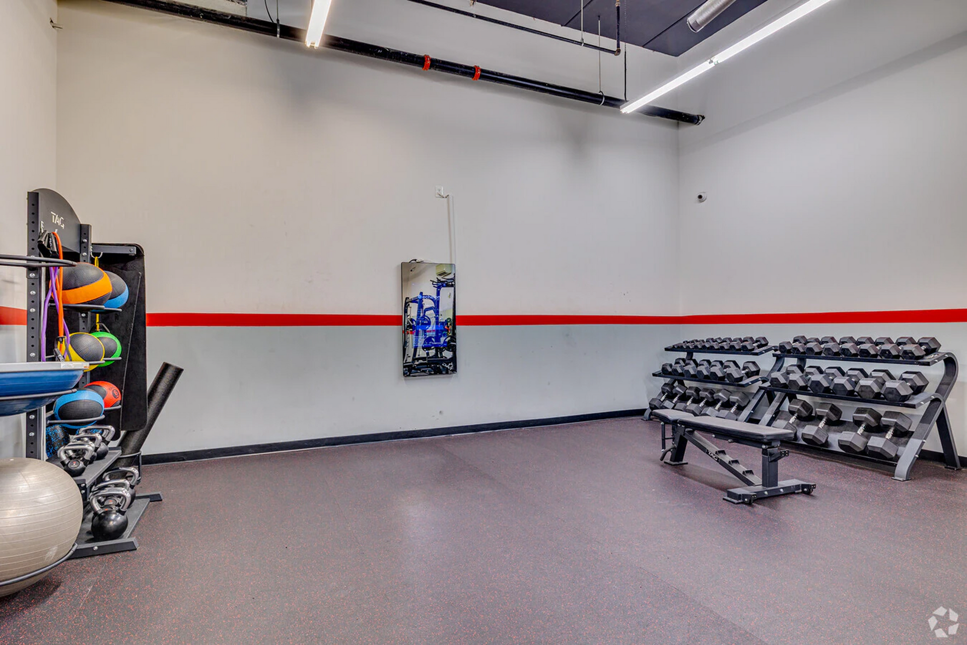 Free weights and exercise equipment in Temple Crossing fitness center