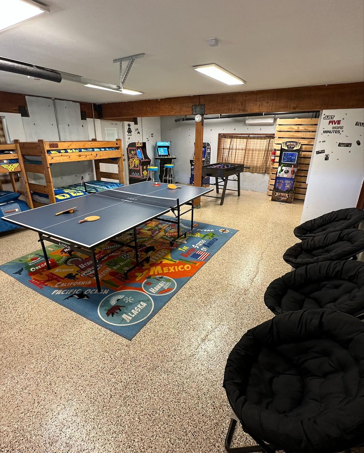 Italian Bar Cabin ping pong table.