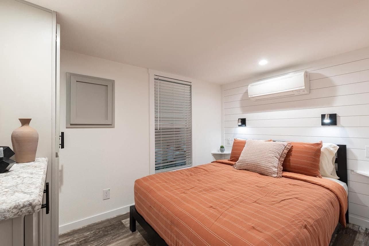 APL 544 Bedroom — Mansfield, TX — Factory Showcase Homes LLC