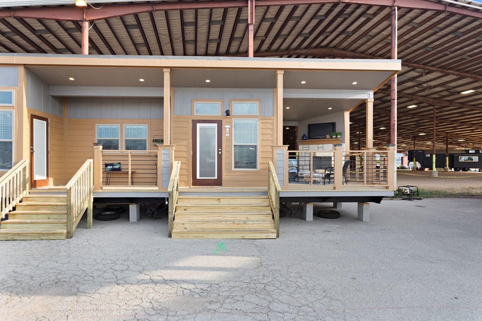 APH 520 Exterior House — Mansfield, TX — Factory Showcase Homes LLC