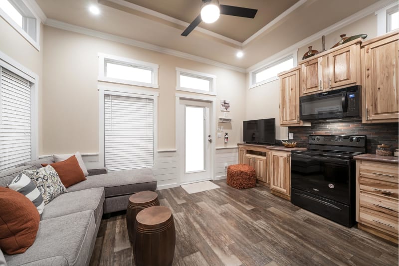 APS 601 Living Room and Kitchen — Mansfield, TX — Factory Showcase Homes LLC