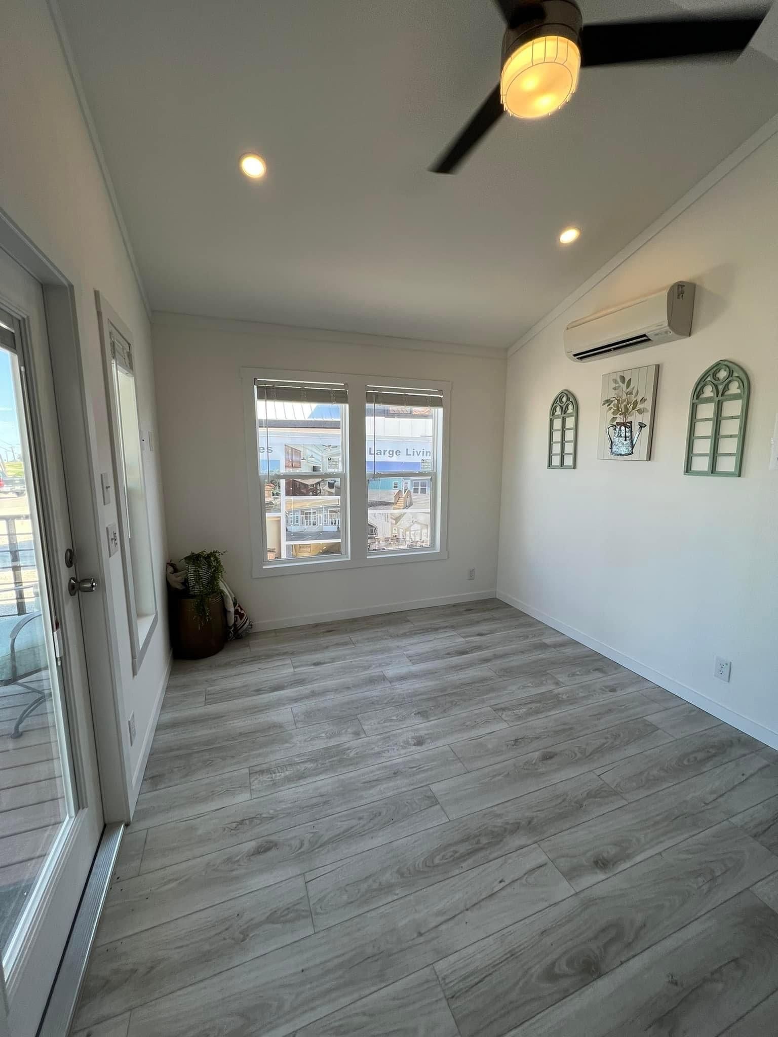 Empty Room — Mansfield, TX — Factory Showcase Homes LLC