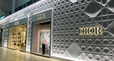 Montreal millwork installation