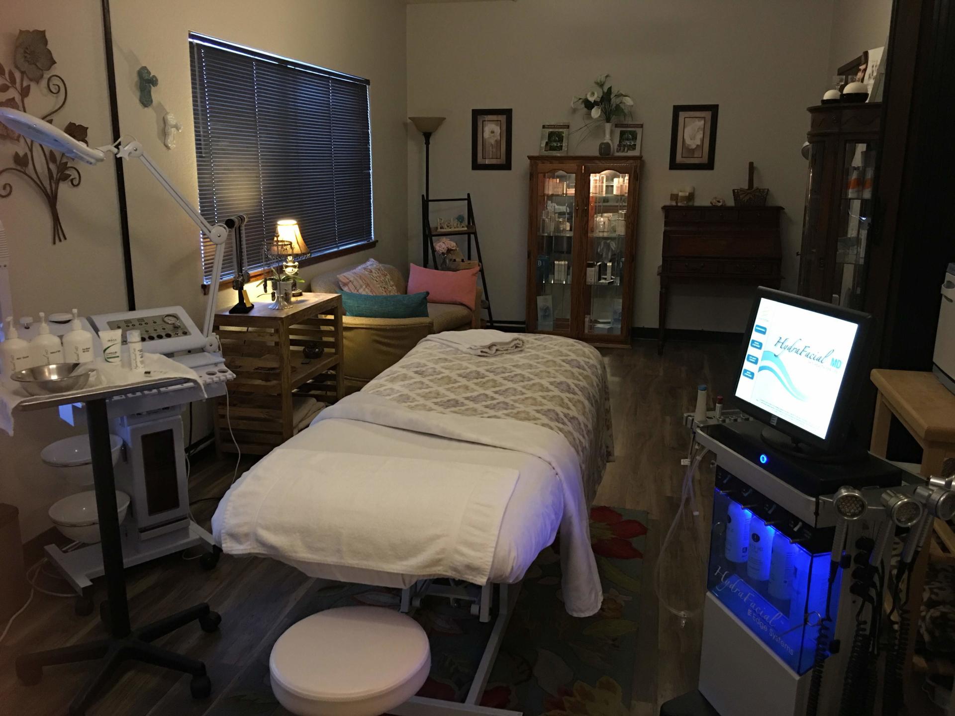 Hydrafacials — Facial Bed with Facial Machine in Reno, NV
