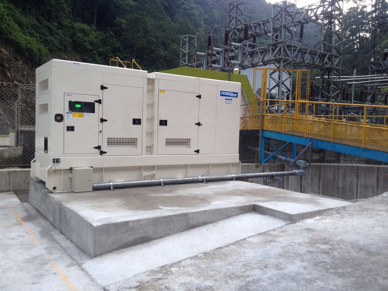 Plantas Eléctricas y Transferencias