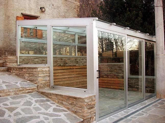 realizzazione zanzariere per pergole