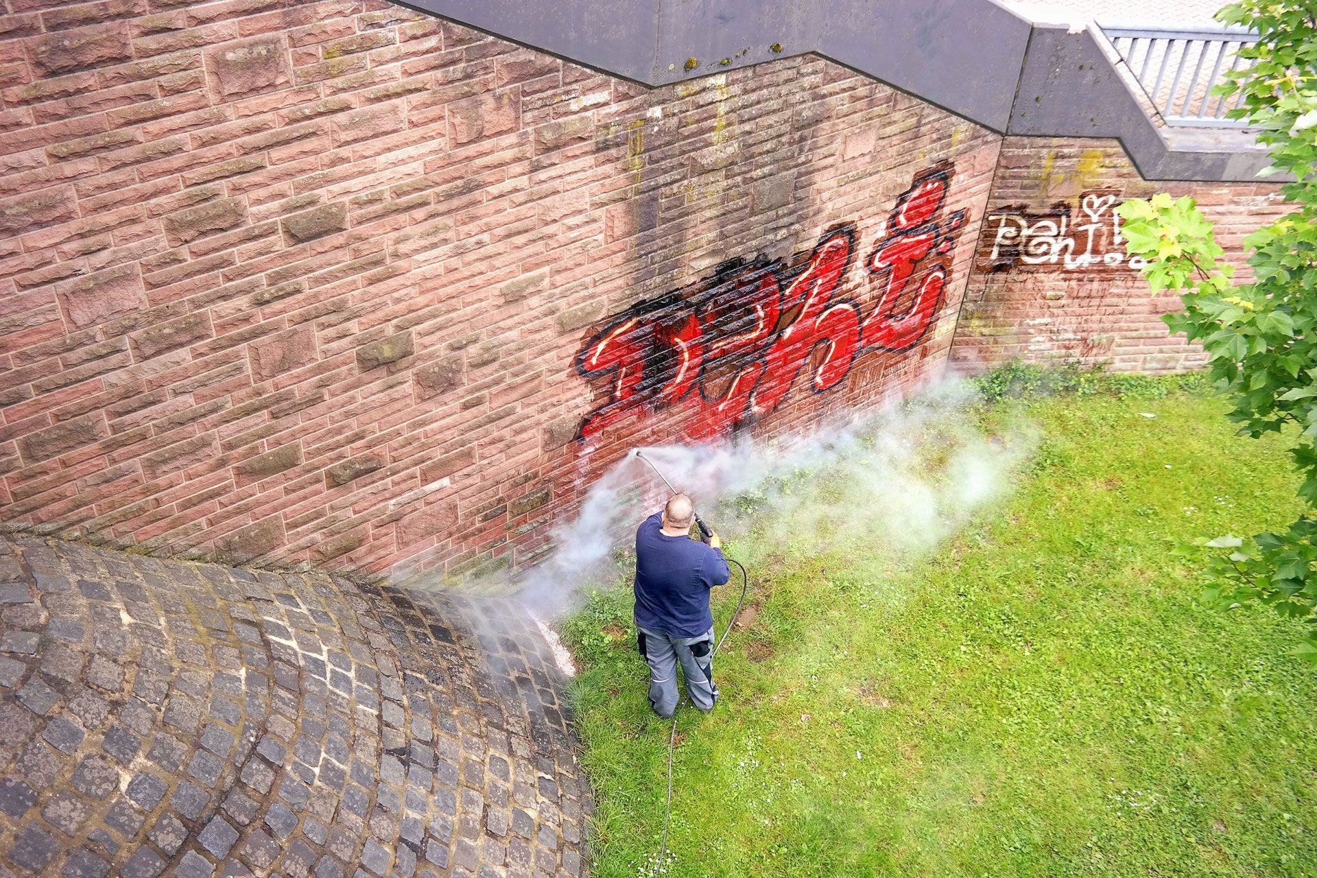 Graffiti Removal Service