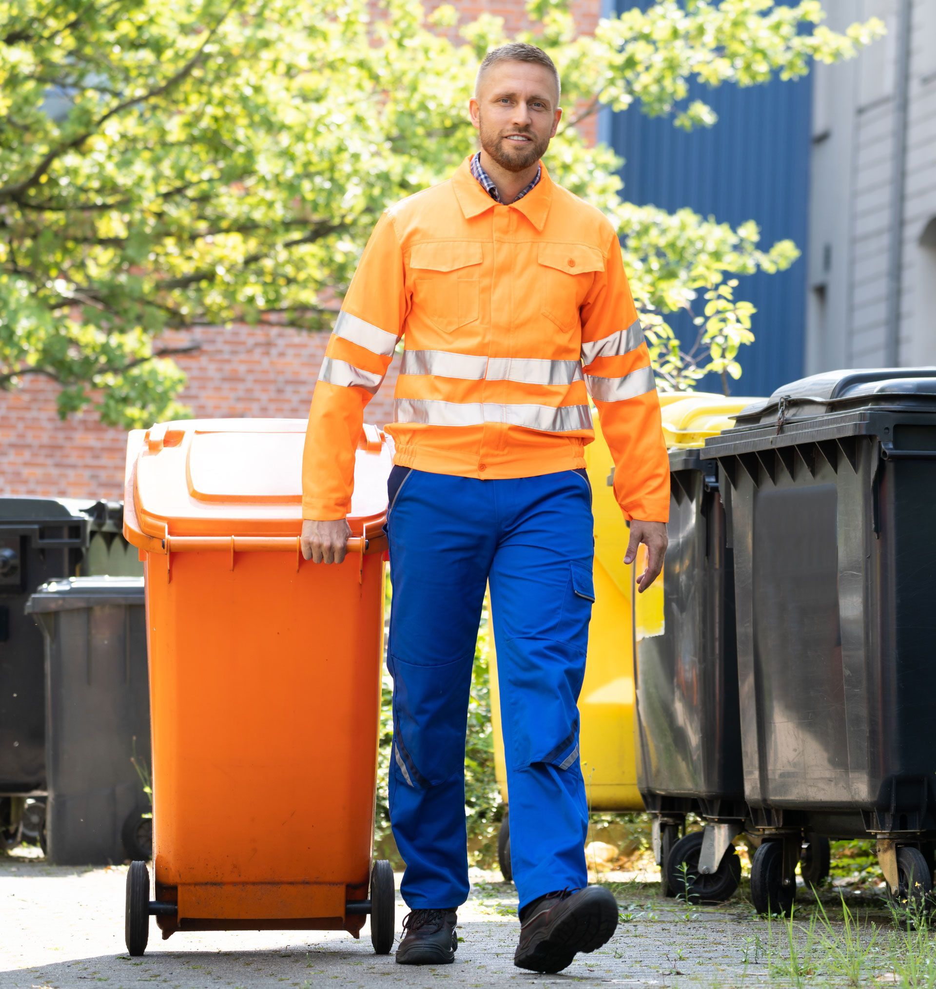Trash Can Curb Service