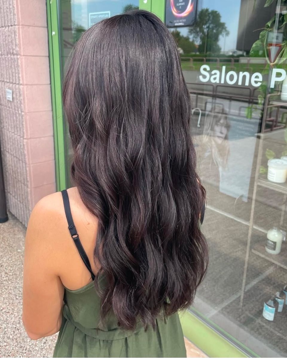 colore capelli castano scuro