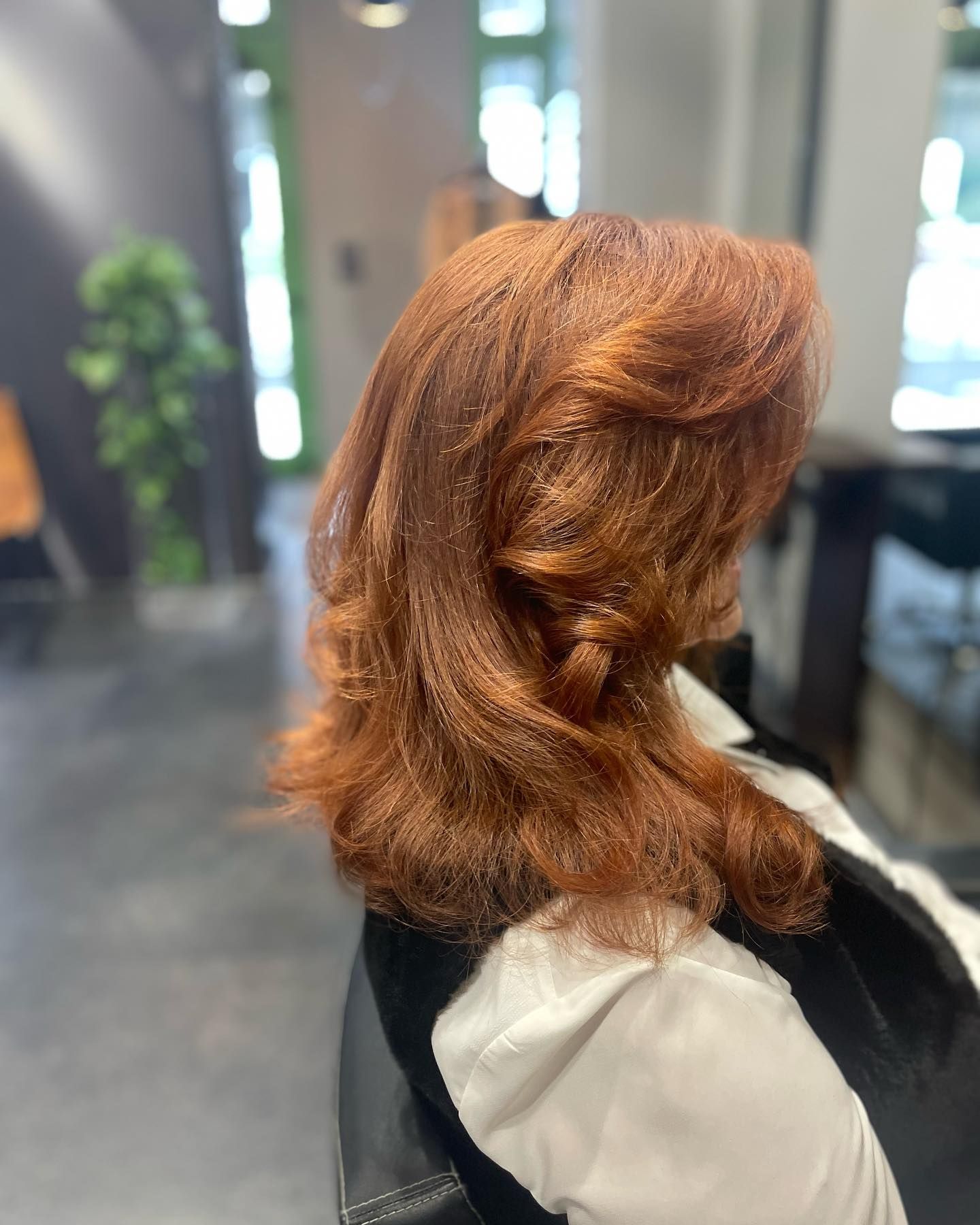 capelli colorati di rosso