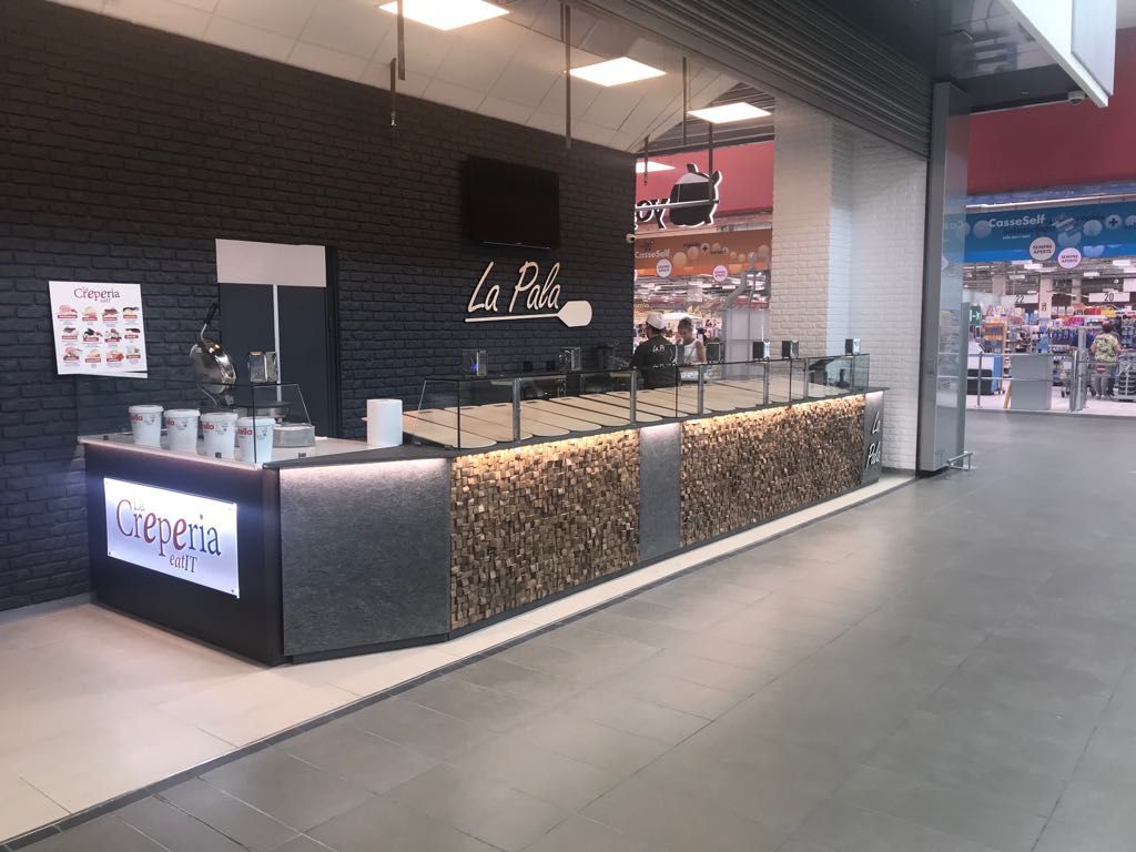 complemento di arredo per un negozio