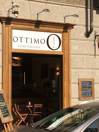 insegna luminosa di una gelateria