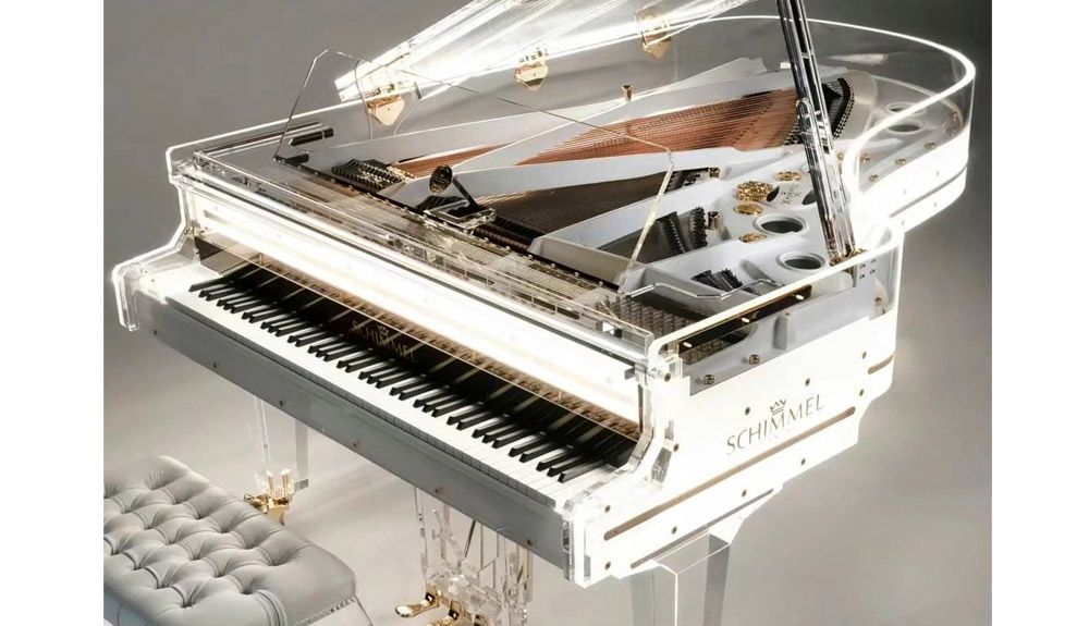 SCHIMMEL Crystal, VIP Pianos