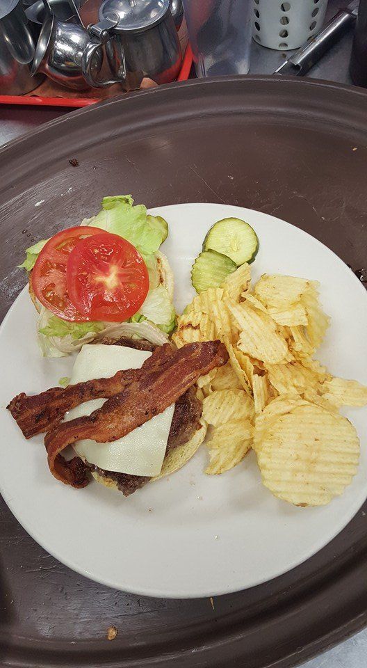 Little George's Restaurant Bacon Cheeseburger