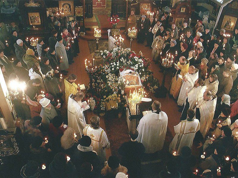 Astra MS, IK | Apbedīšanas pakalpojumi un piederumi Liepājā.