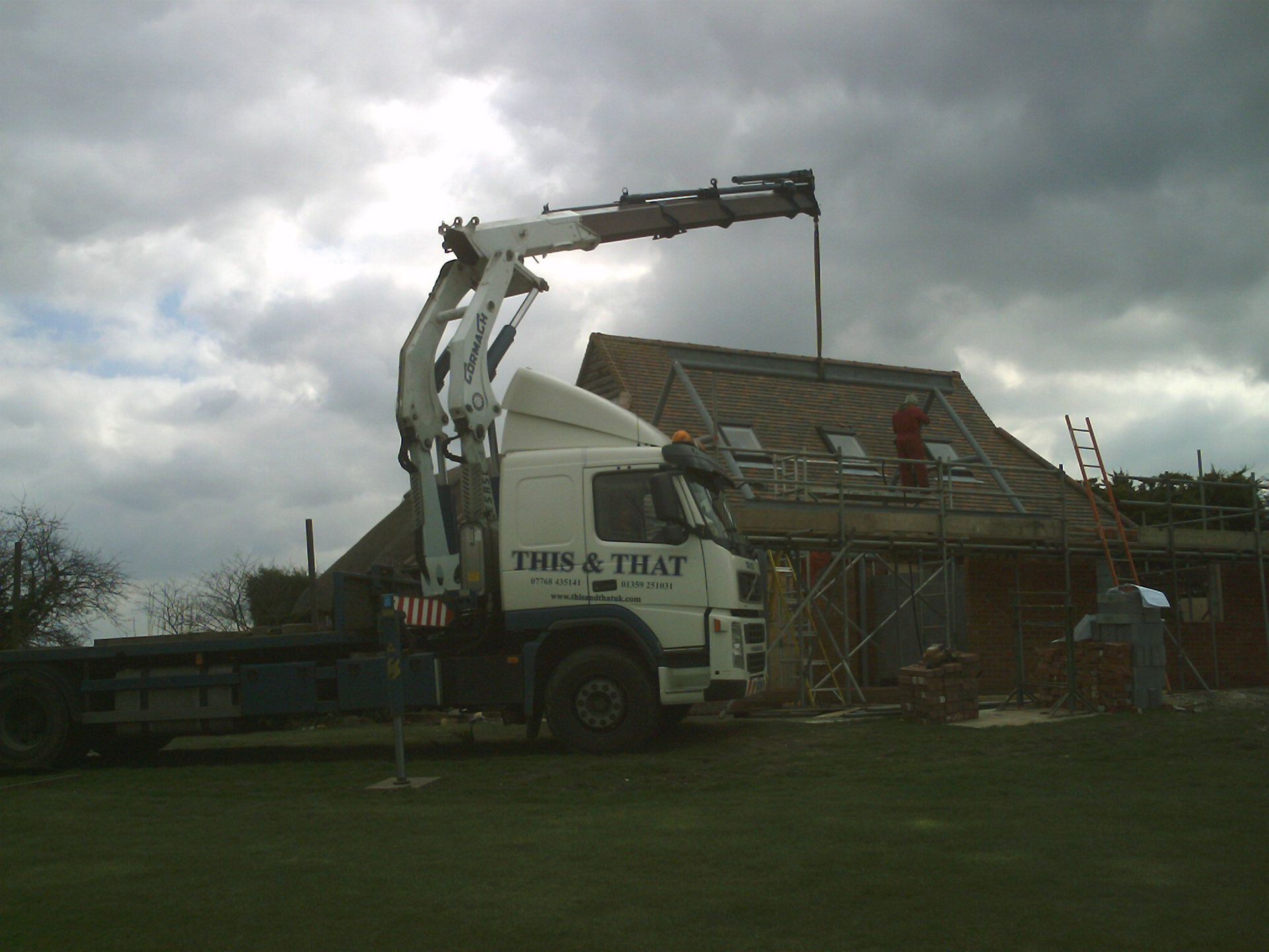 lorry crane used for building construction