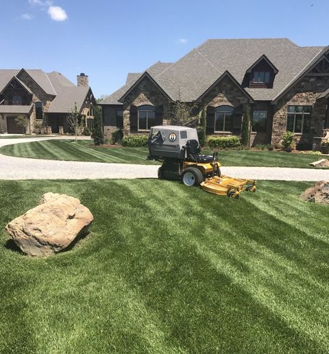 Professional Lawn Care Services 620, Landscape Company Winder Ga