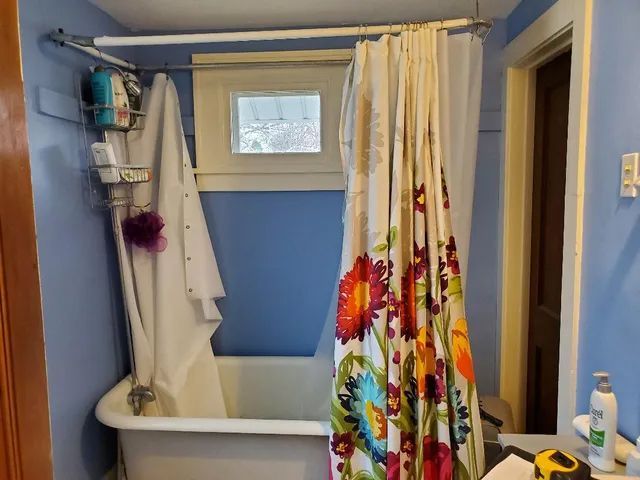 Curtains in Bathtub — Rochester, NY — Mallo Home Improvements