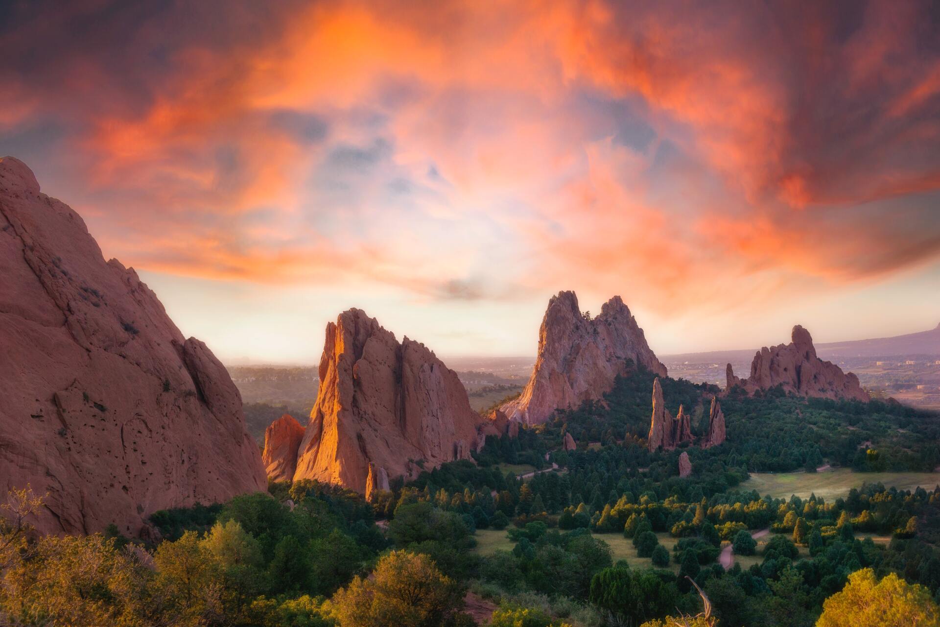 sunset view of Garden of the Gods in Colorado Springs